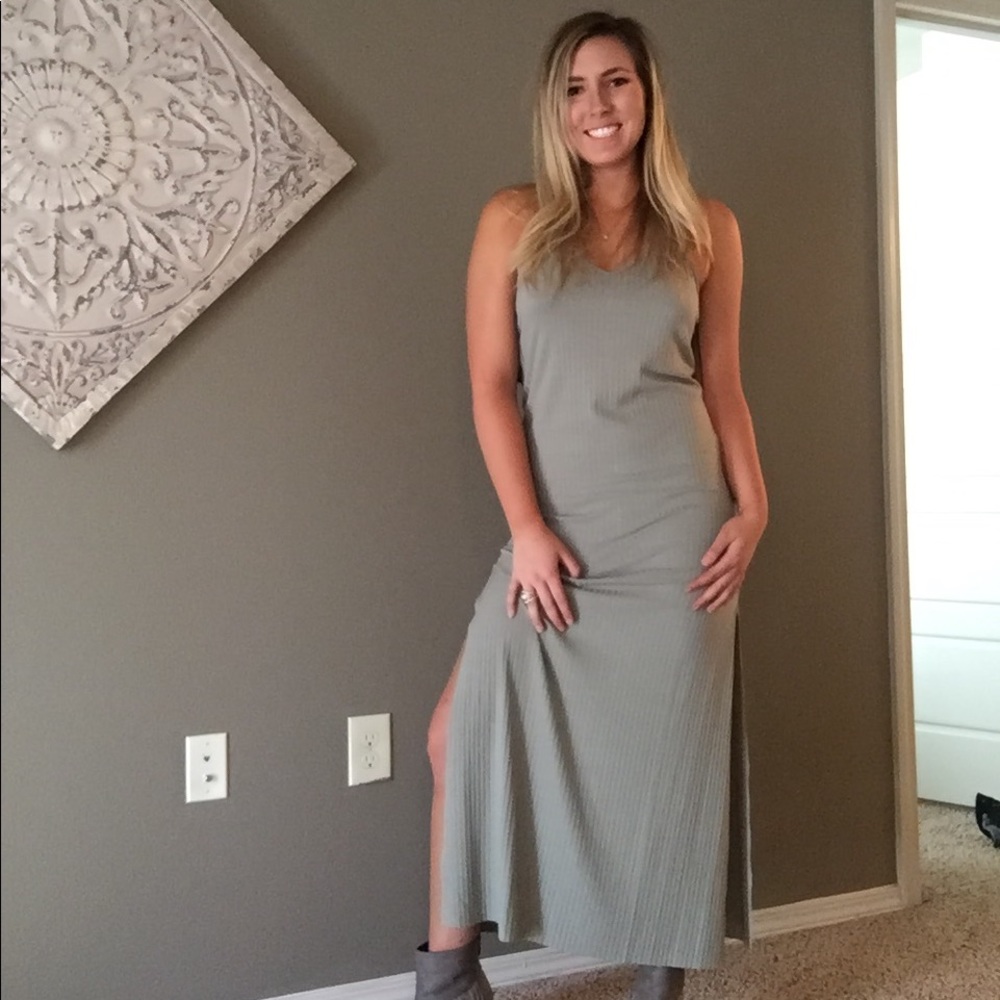 Olive ribbed maxi dress - Picture 1 of 2